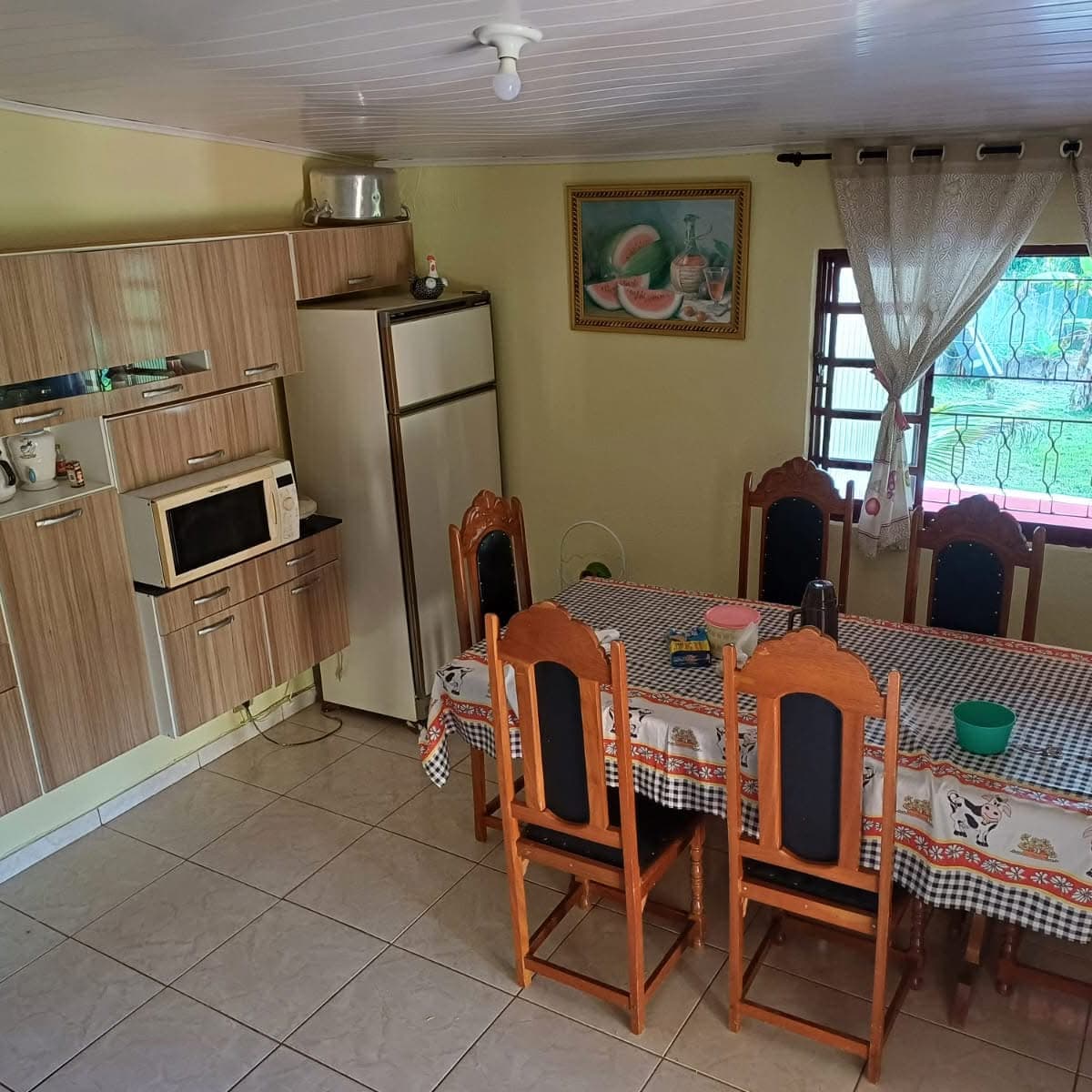 CHACRINHA À VENDA — DIVISA GUARAREMA / SANTA BRANCA